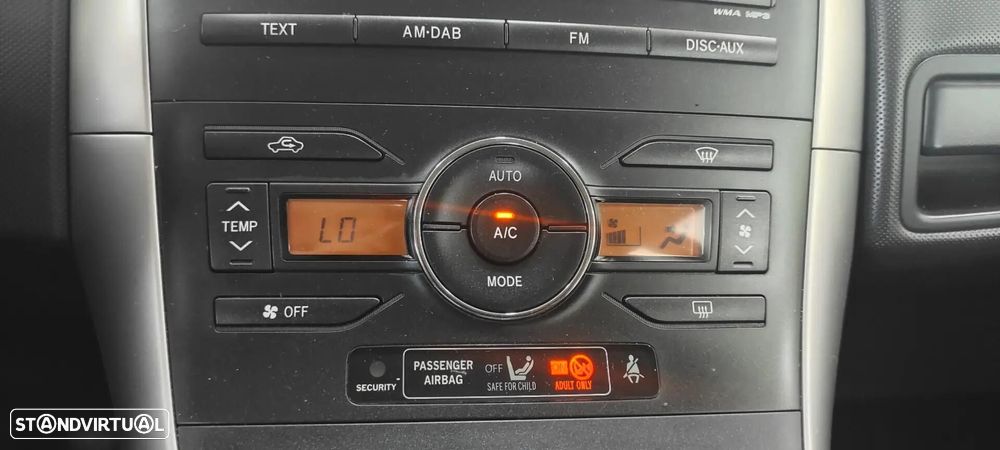 Toyota Auris 1.4 D-4D Sol - 36
