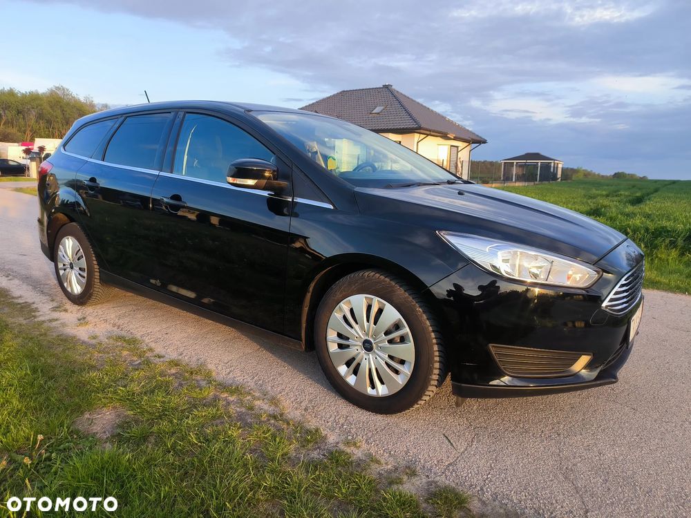 Ford Focus - 36