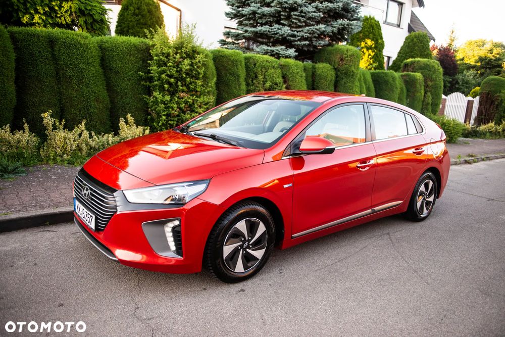 Hyundai IONIQ 1.6 GDI Premium - 10