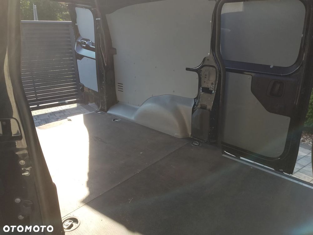 Peugeot expert asphalt L3 - 31