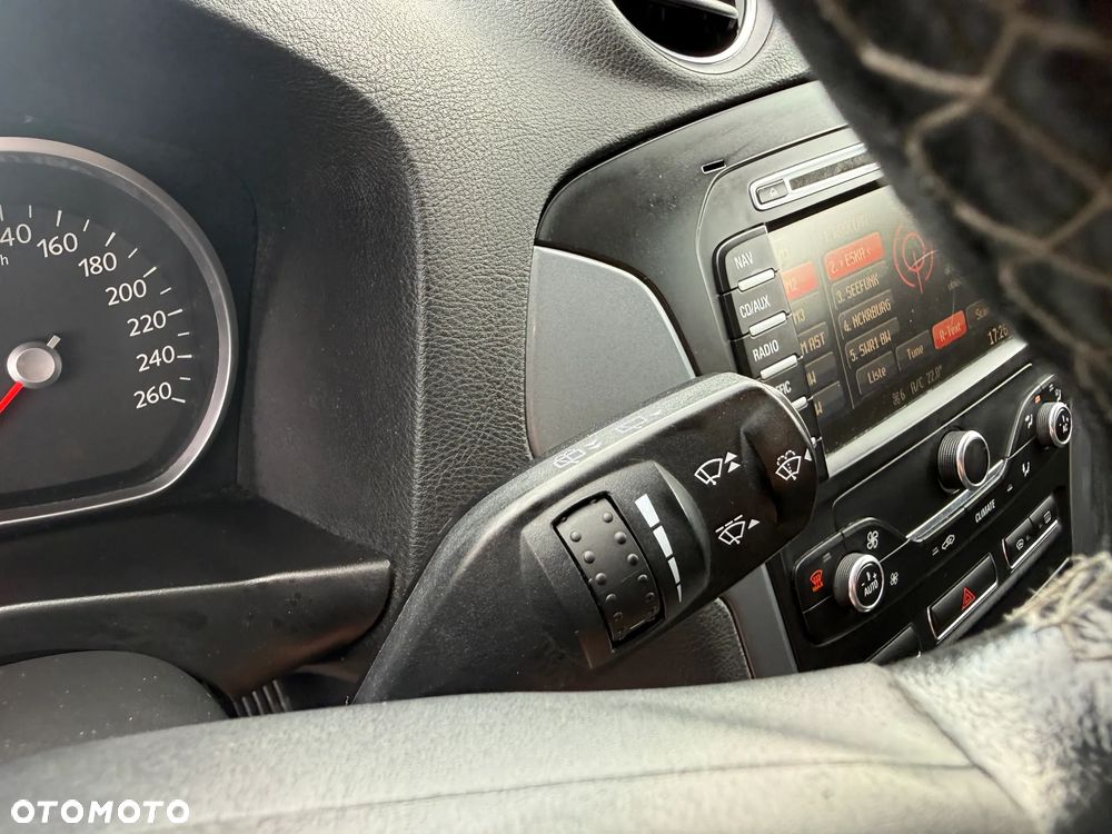 Ford Mondeo 2.0 TDCi Trend MPS6 - 28