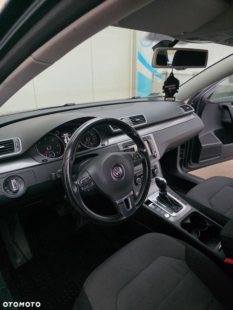 Volkswagen Passat 2.0 TDI DPF Comfortline DSG - 3