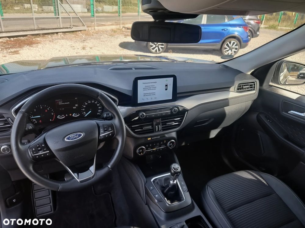 Ford Kuga 2.0 TDCi FWD Titanium - 25