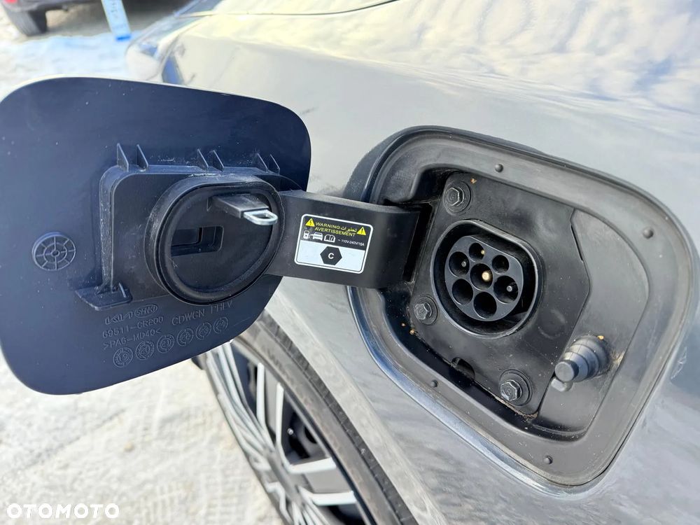 Kia Ceed 1.6 GDI PHEV L DCT - 12