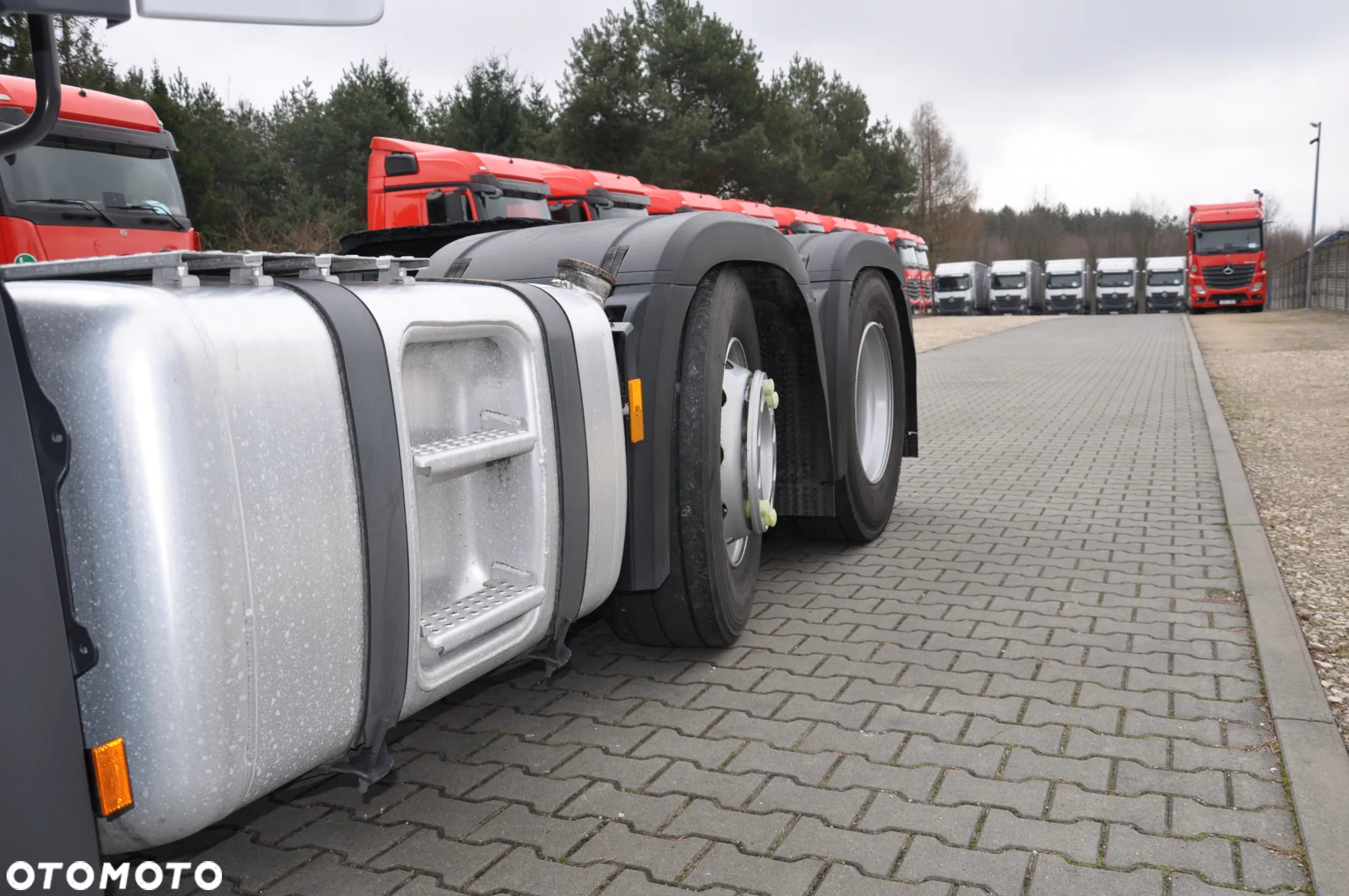 Mercedes-Benz Actros bez retardera - 11