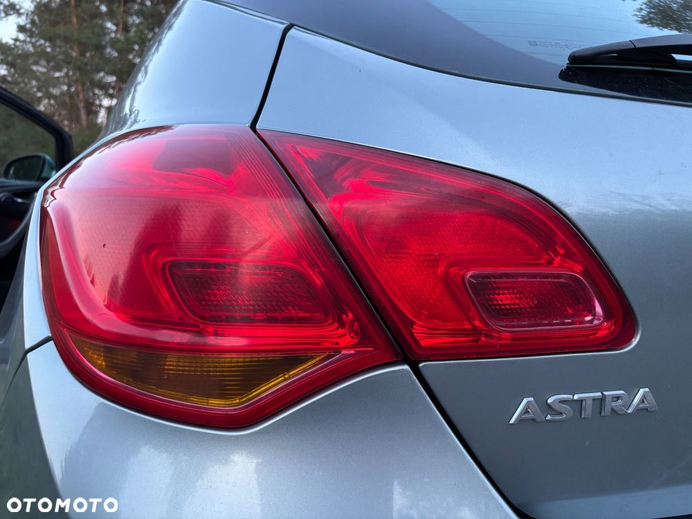 Opel Astra 1.7 CDTI - 13