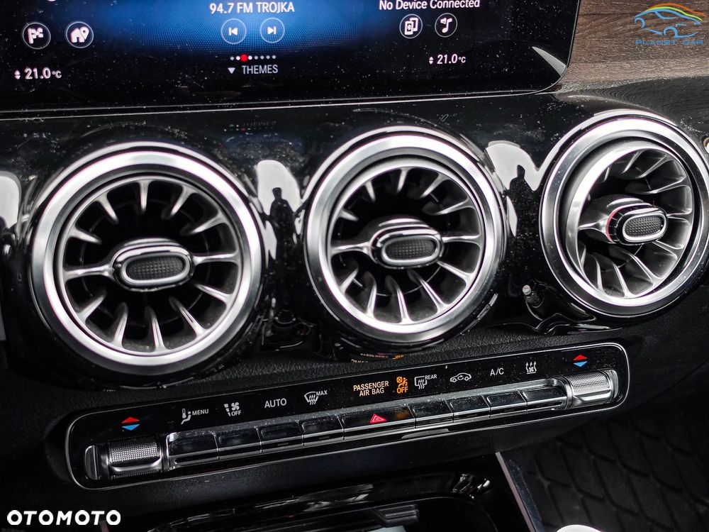 Mercedes-Benz EQB 250+ - 36