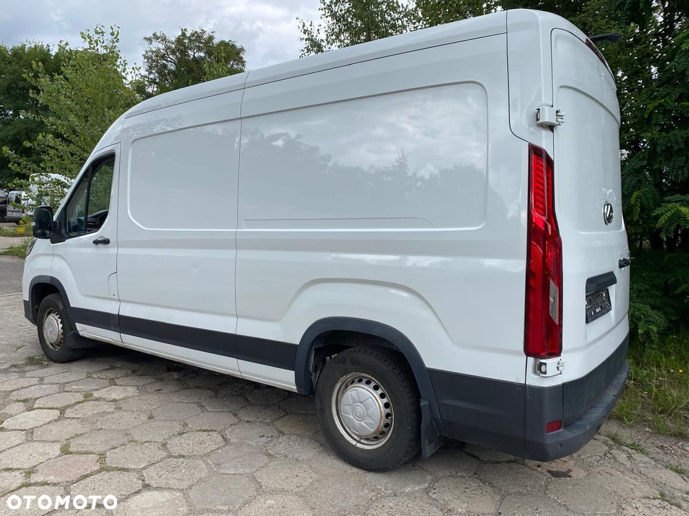 Maxus Deliver 9 - 4