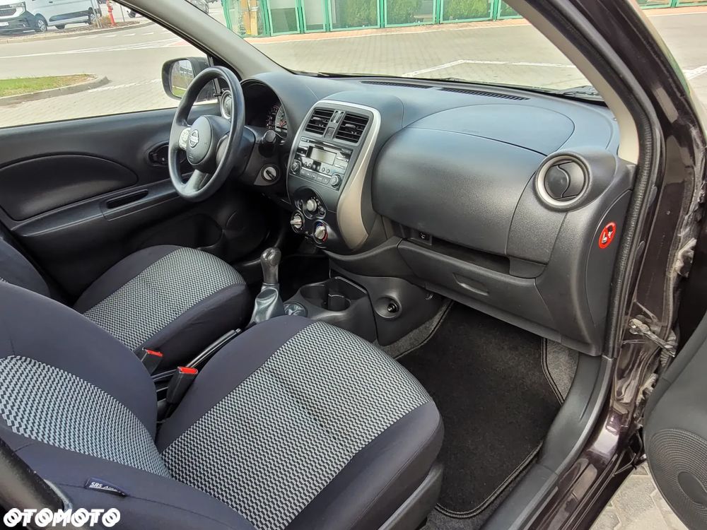Nissan Micra 1.2 Bild der Frau - 23