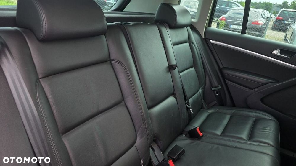 Volkswagen Tiguan - 13