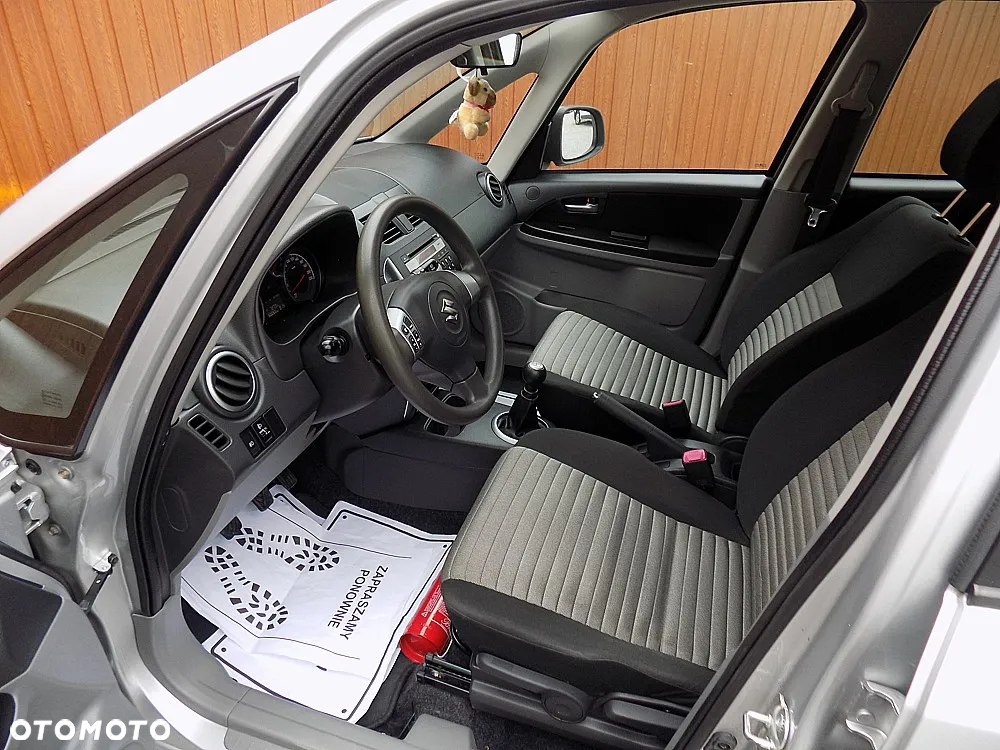 Suzuki SX4 1.6 VVT 4x2 Comfort - 5