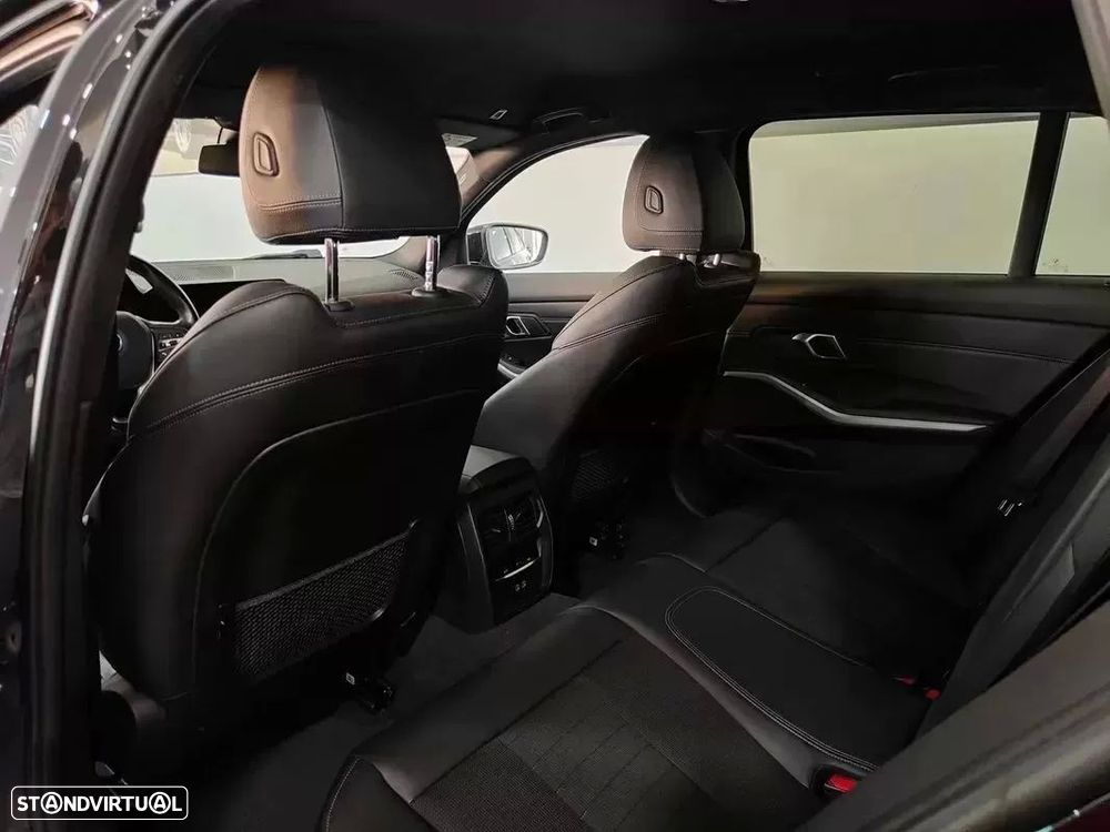 BMW 320 e Line Sport Auto - 56