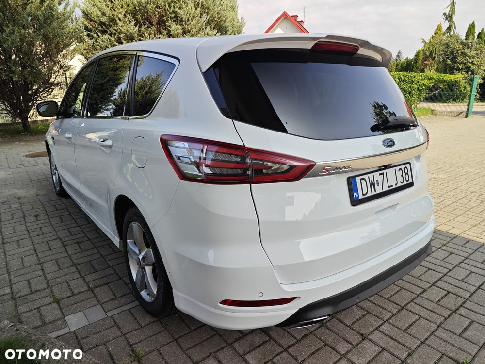 Ford S-Max - 9