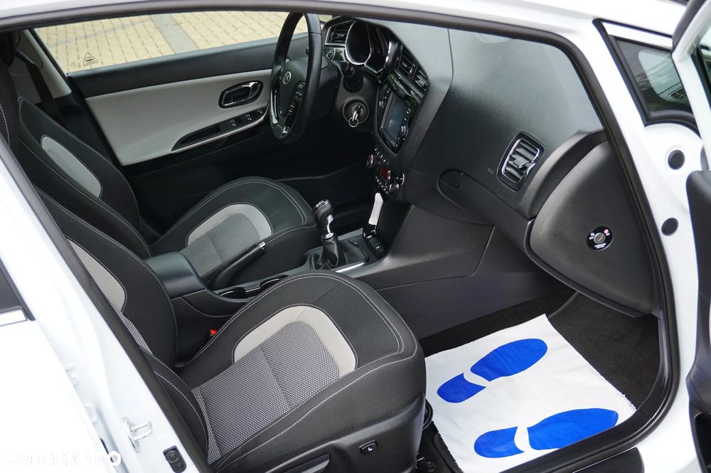 Kia Ceed 1.6 GDI Dream Team Edition - 25