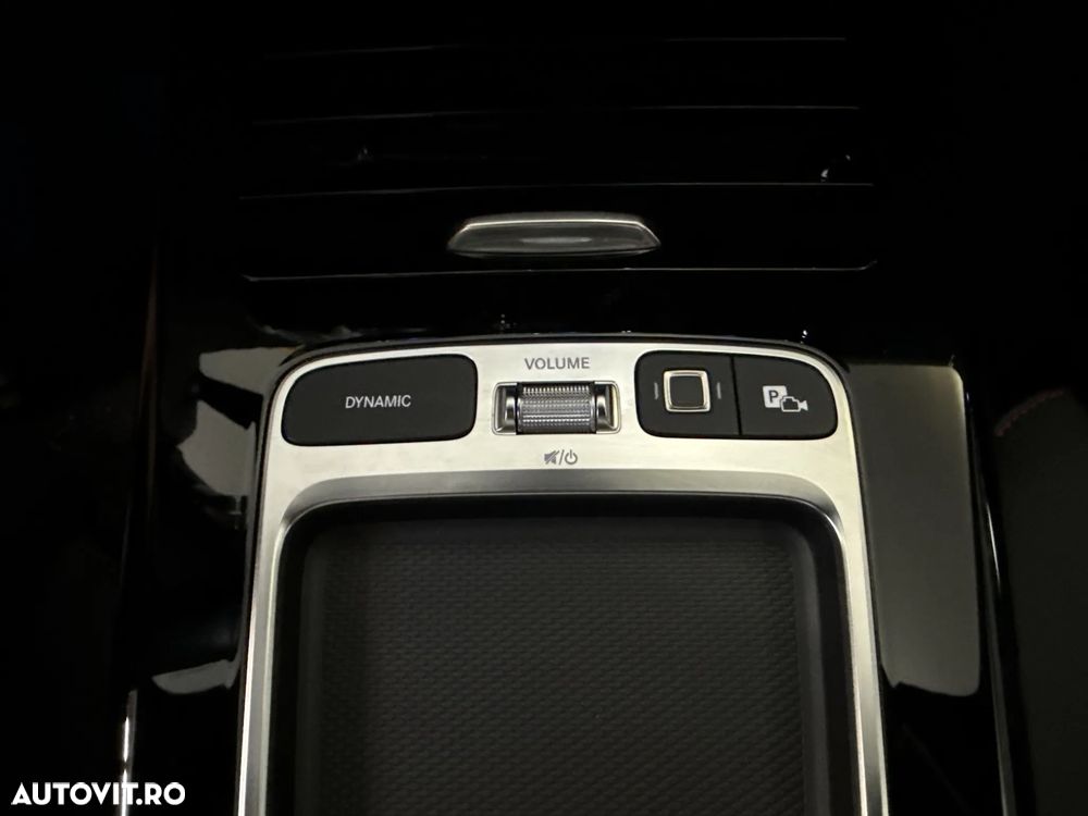 Mercedes-Benz CLA 220 - 19