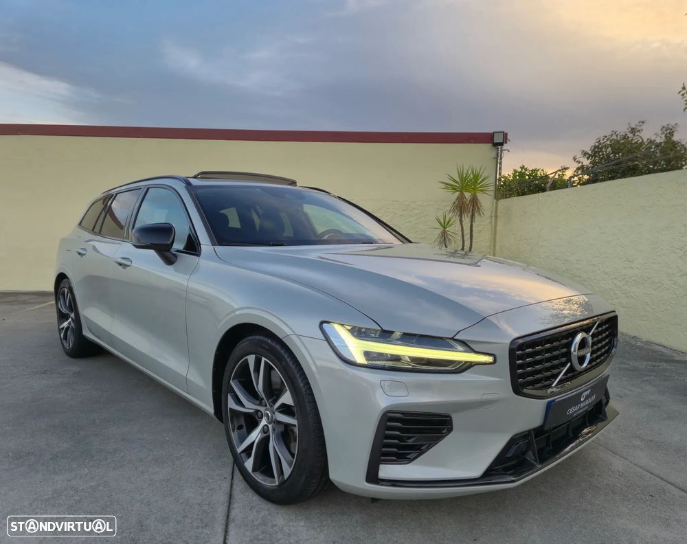 Volvo V60 2.0 T6 AWD TE R-Design - 2