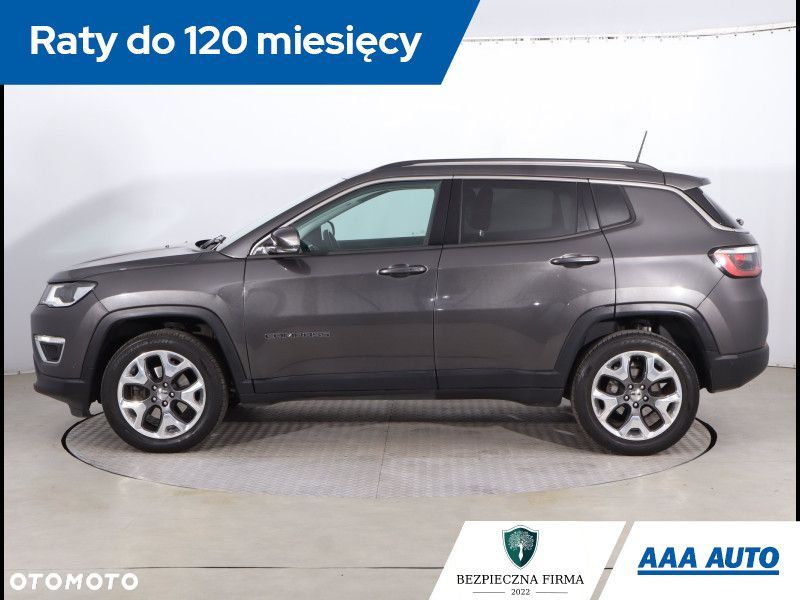 Jeep Compass - 4