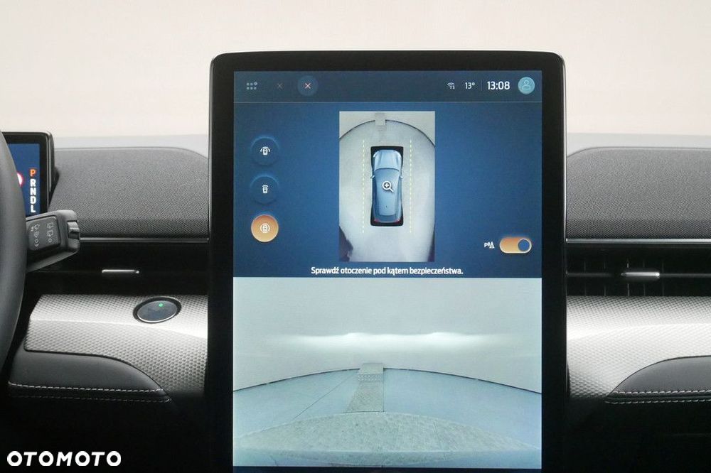 Ford Mustang Mach-E - 22