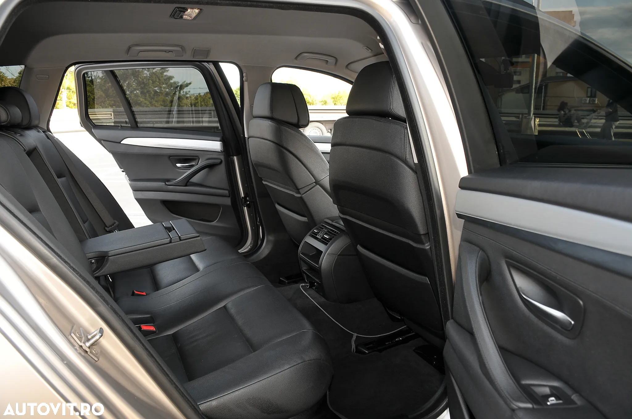 BMW Seria 5 520d Aut. - 5