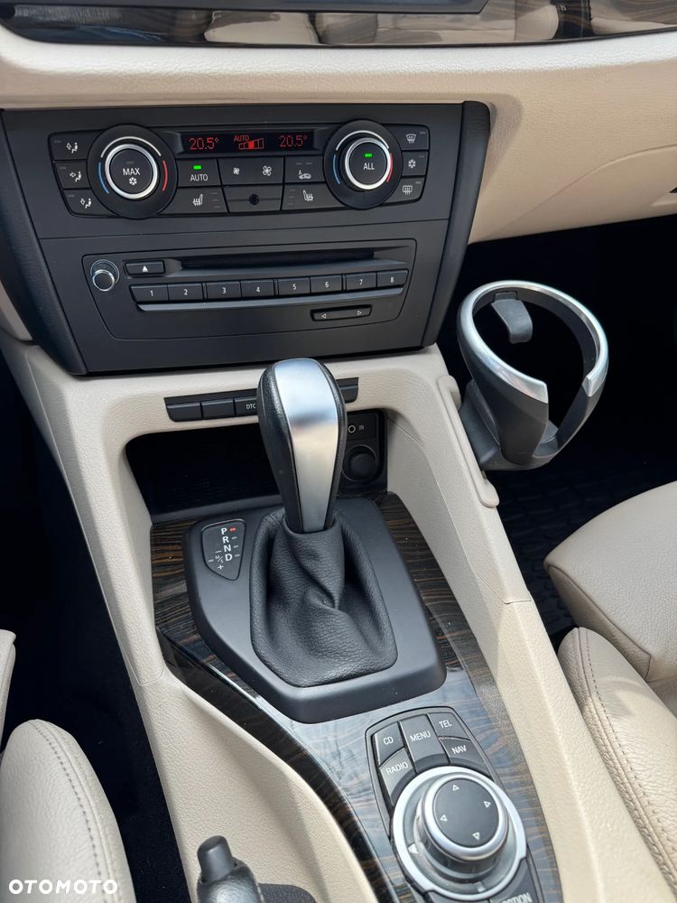 BMW X1 - 26