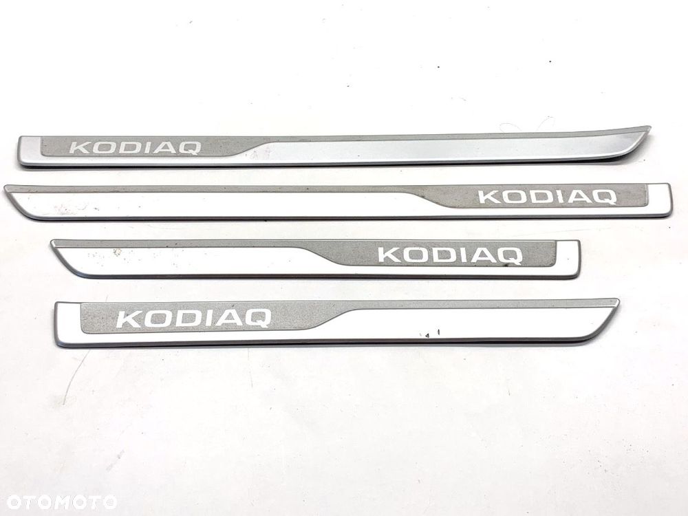 LISTWY NAKŁADKI PROGOWE KOMPLET  SKODA KODIAQ (NS7, NV7, NS6) 2016 - 2022 1.5 TSI 110 kW [150 KM] - 1