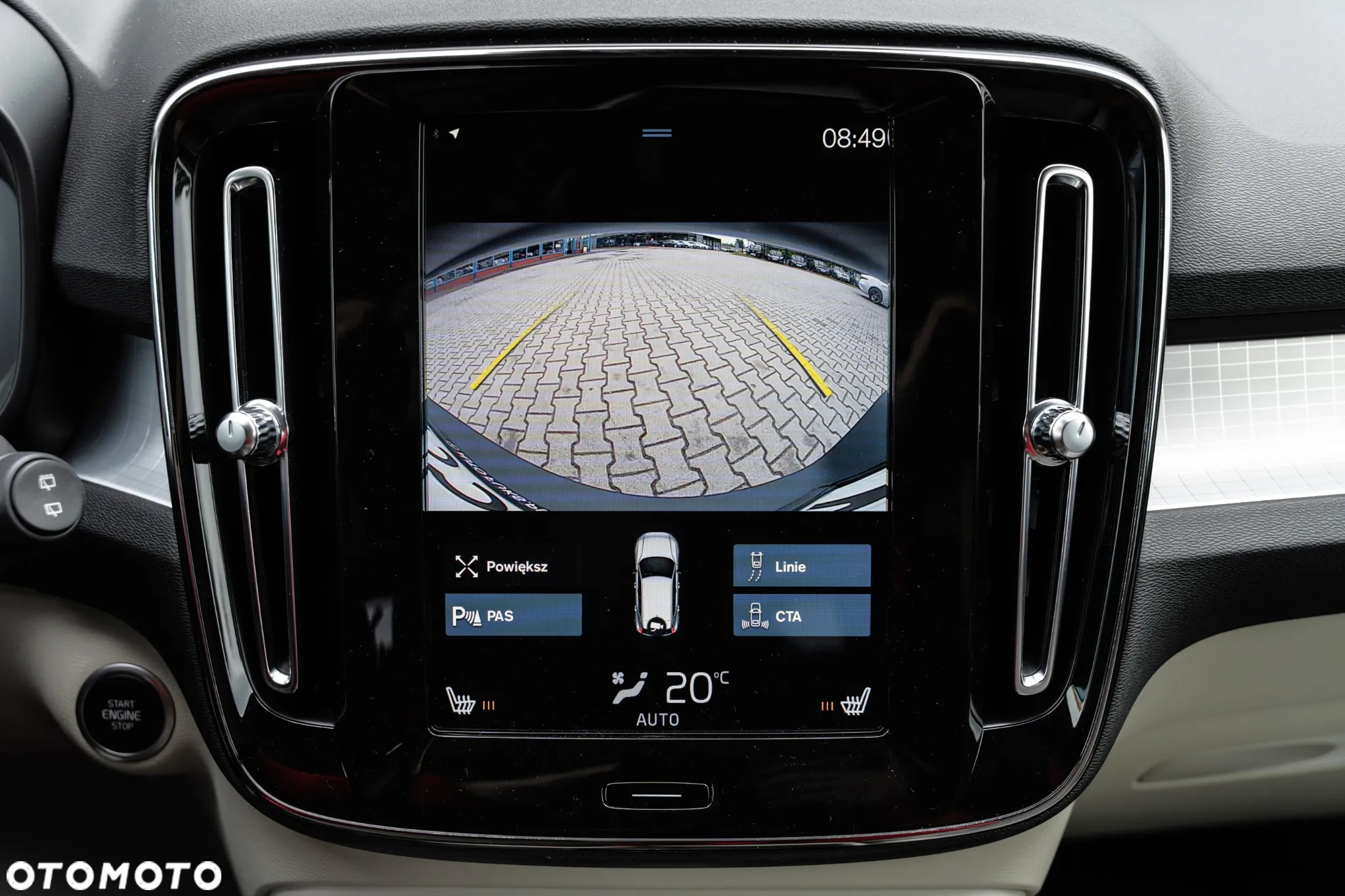 Volvo XC 40 T3 Momentum Pro - 38