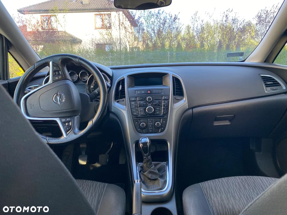 Opel Astra 1.4 T EU6 - 3