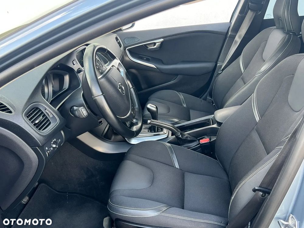 Volvo V40 D3 Drive-E Dynamic Edition - 1