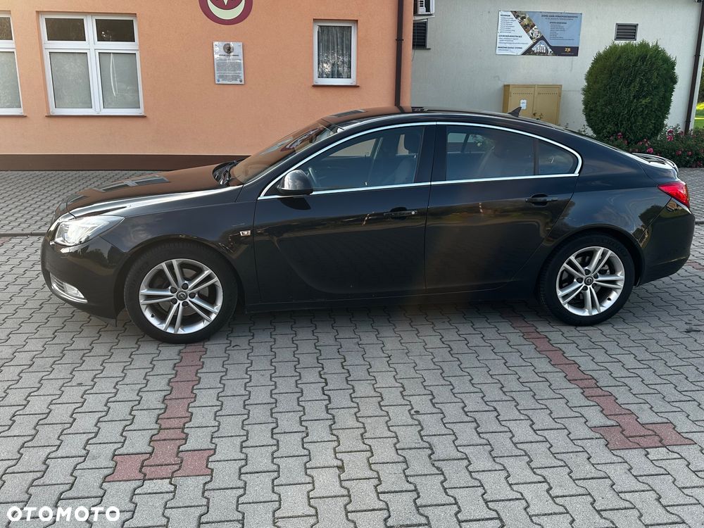 Opel Insignia 2.0 CDTI Edition - 10