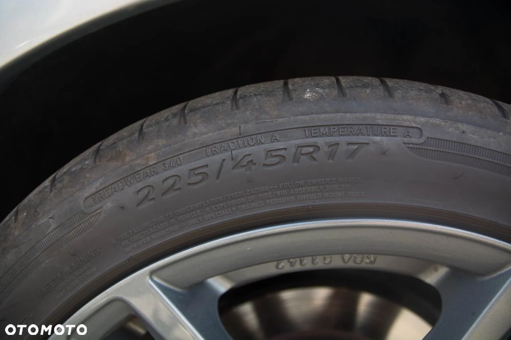 BMW Seria 3 318d - 10