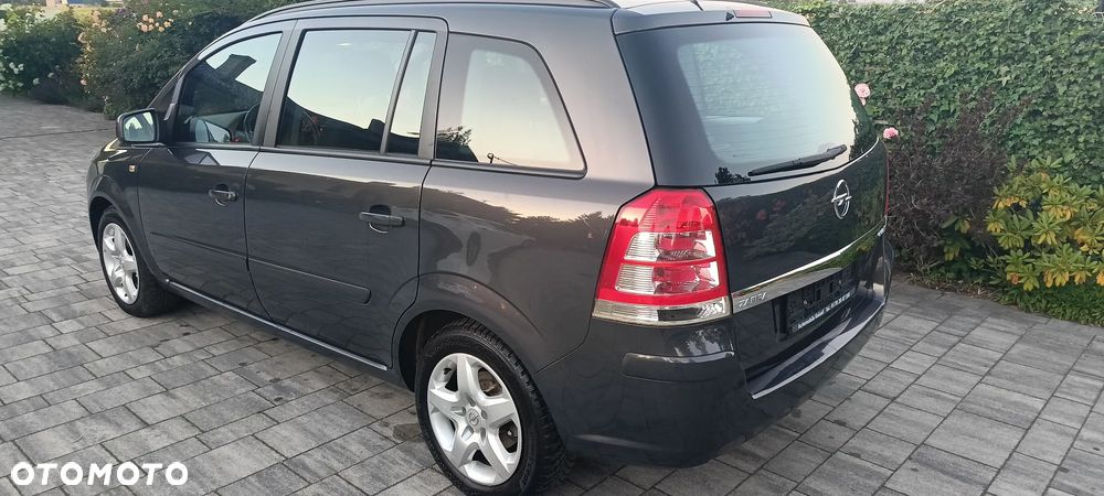 Opel Zafira 1.7 CDTI ecoFLEX Family - 16