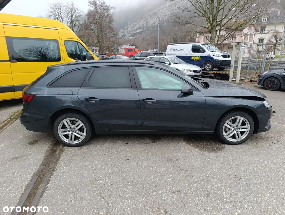 Audi A4 Avant 40 TDI quattro S tronic - 6