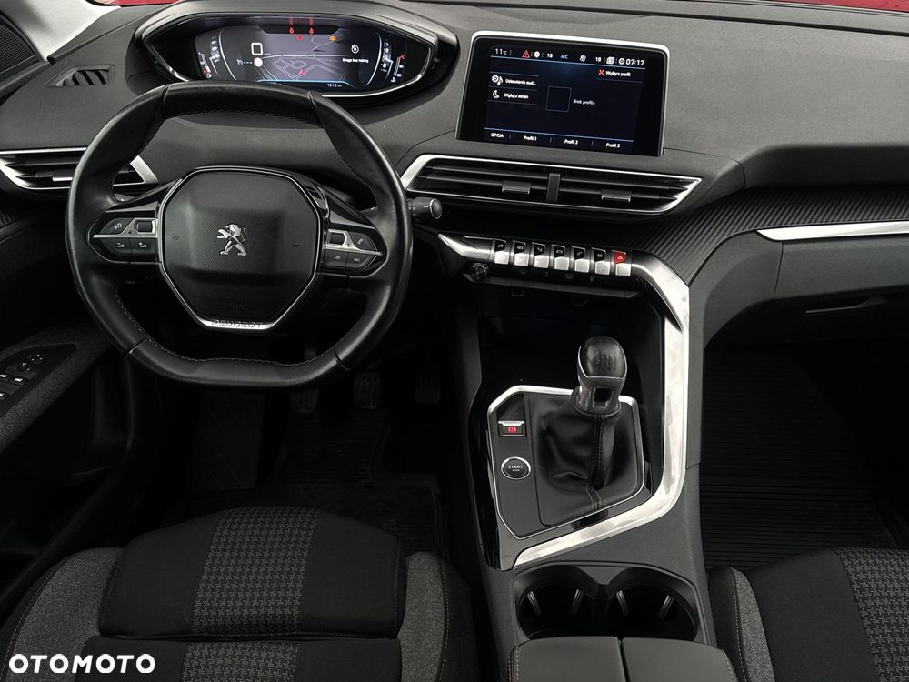 Peugeot 3008 1.2 PureTech Allure S&S - 13