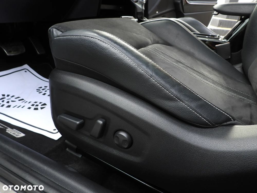 Kia ProCeed 1.5 T-GDI DCT7 OPF GT LINE - 40