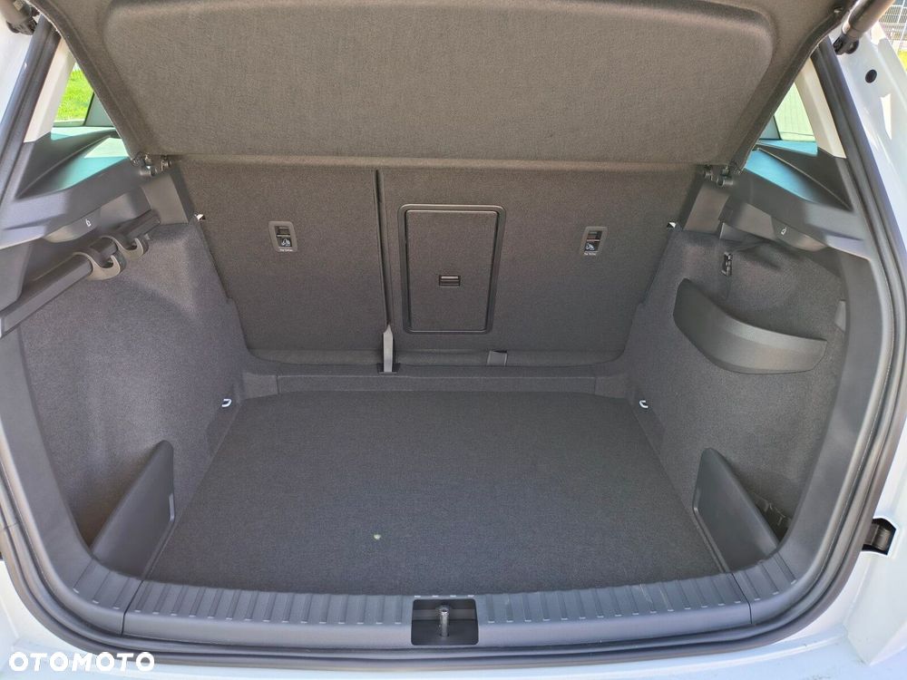 Skoda Karoq 1.5 TSI ACT Selection DSG - 12