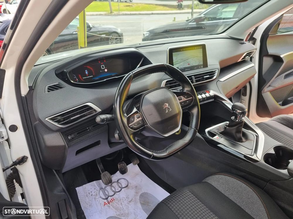 Peugeot 3008 PureTech 130 Stop & Start GPF Active - 16