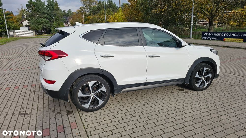 Hyundai Tucson 2.0 CRDI BlueDrive Comfort 2WD - 4