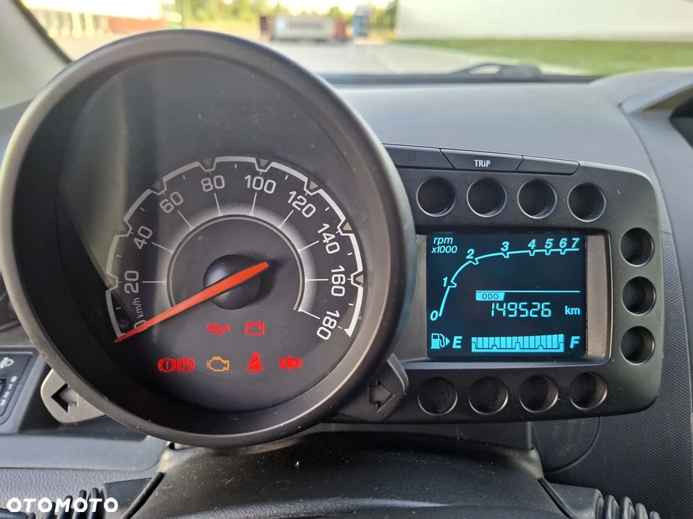 Chevrolet Spark - 12