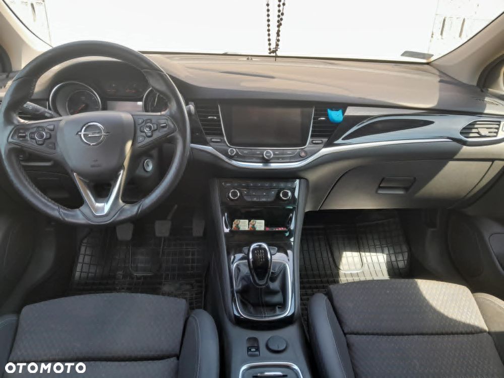 Opel Astra - 16
