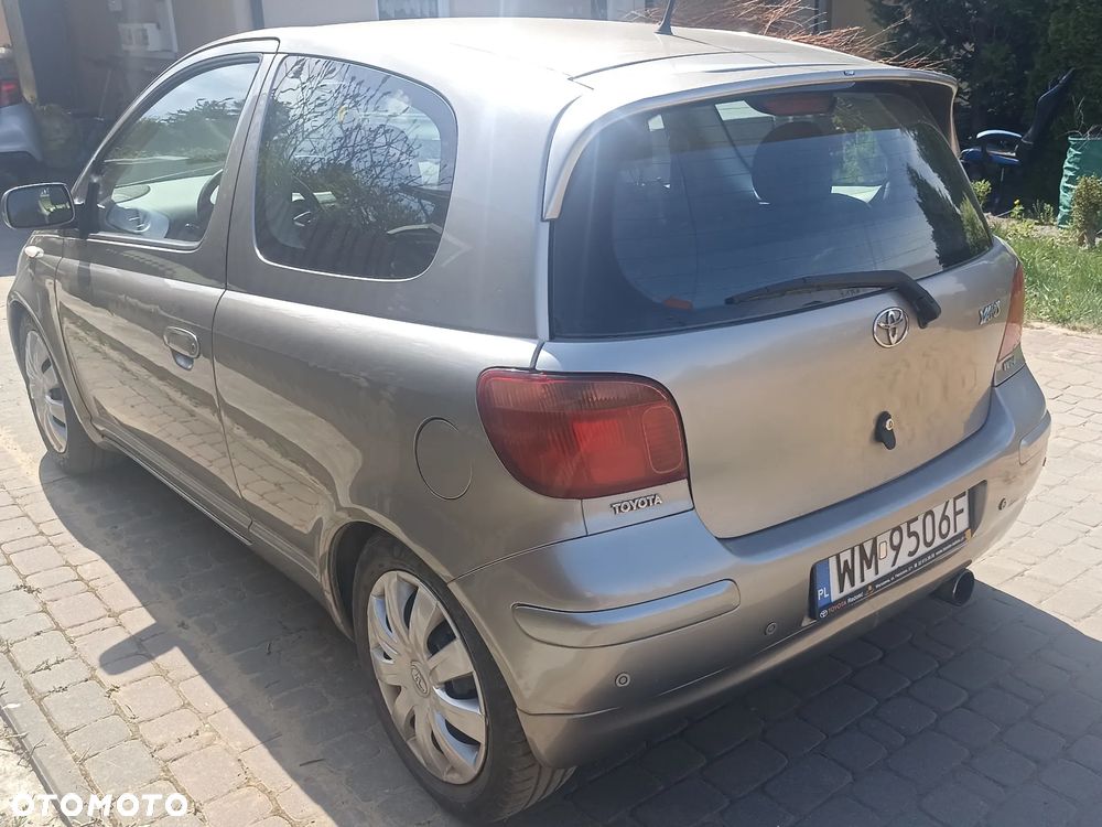 Toyota Yaris 1.3 VVT-i Cool - 2