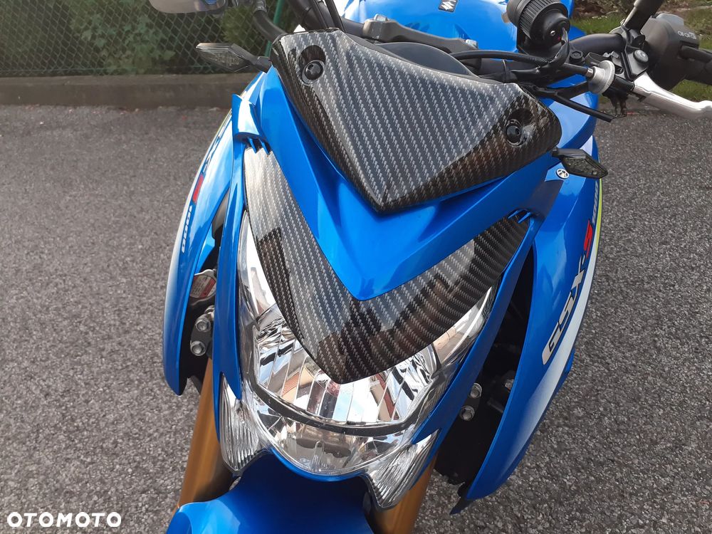Suzuki GSX - 25