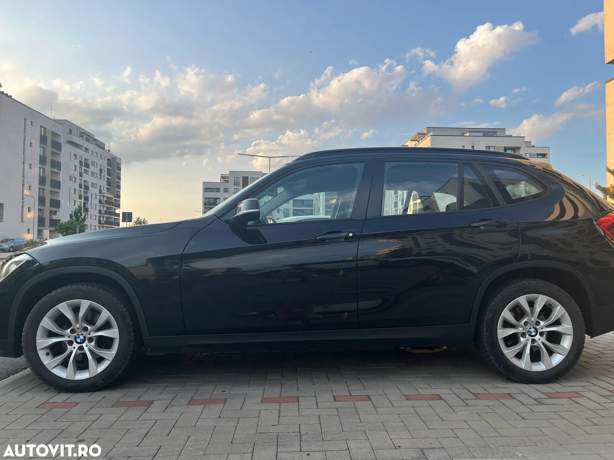 BMW X1 sDrive18d - 9