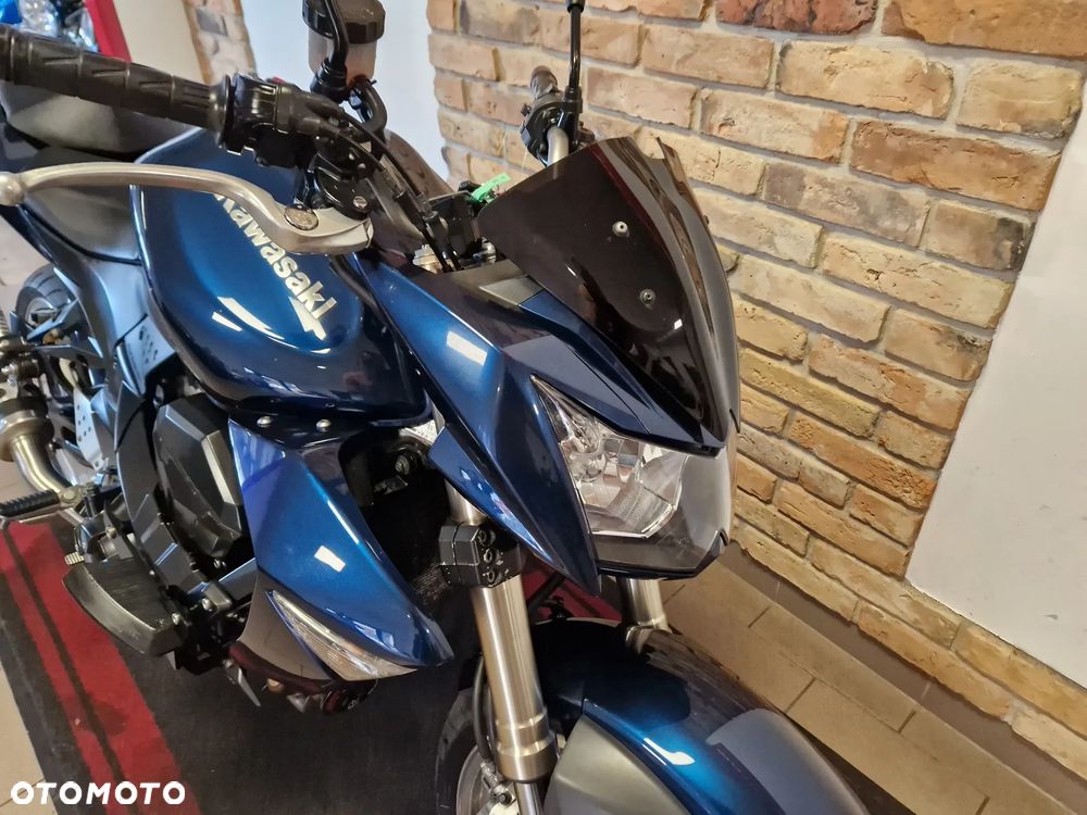 Kawasaki Z - 12