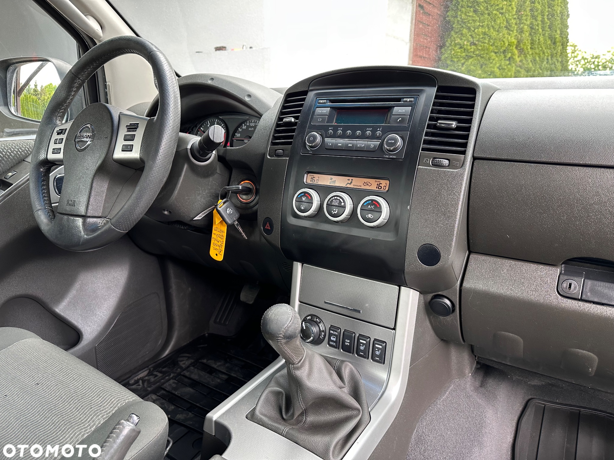 Nissan Navara 2.5 D XE Long - 12