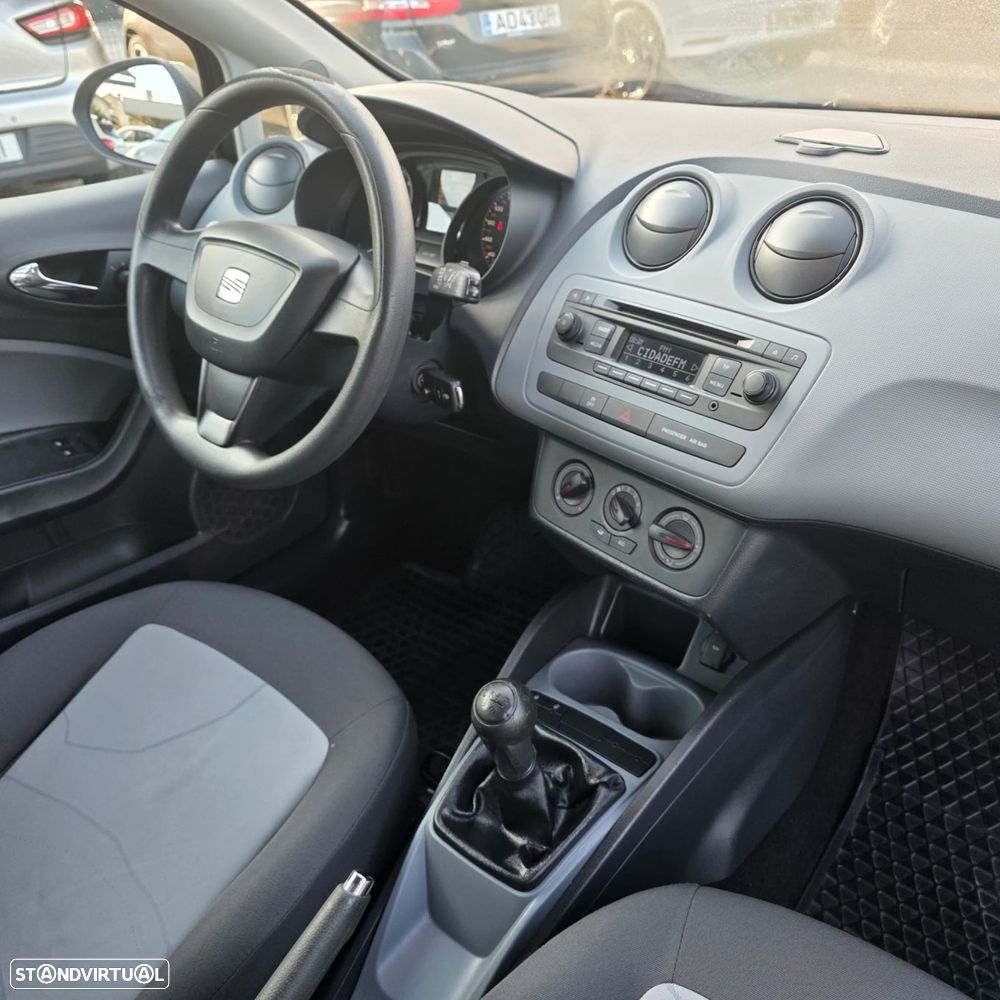 SEAT Ibiza SC 1.2 12V Reference - 24