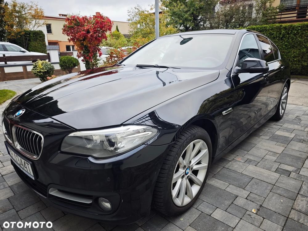 BMW Seria 5 520d xDrive - 12