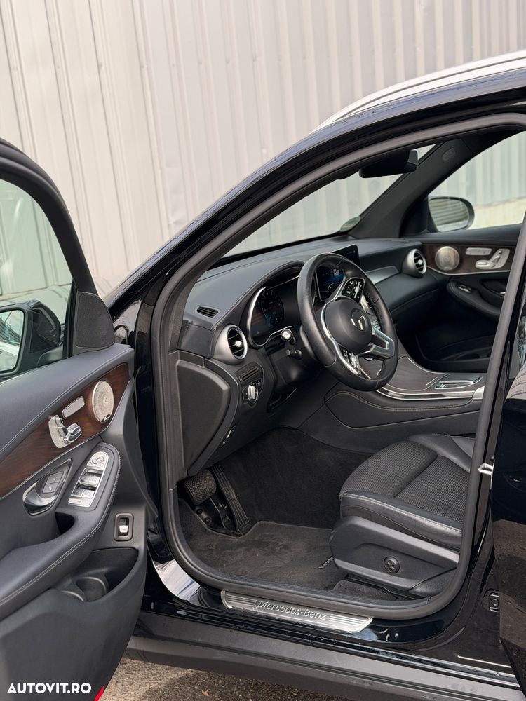 Mercedes-Benz GLC - 21