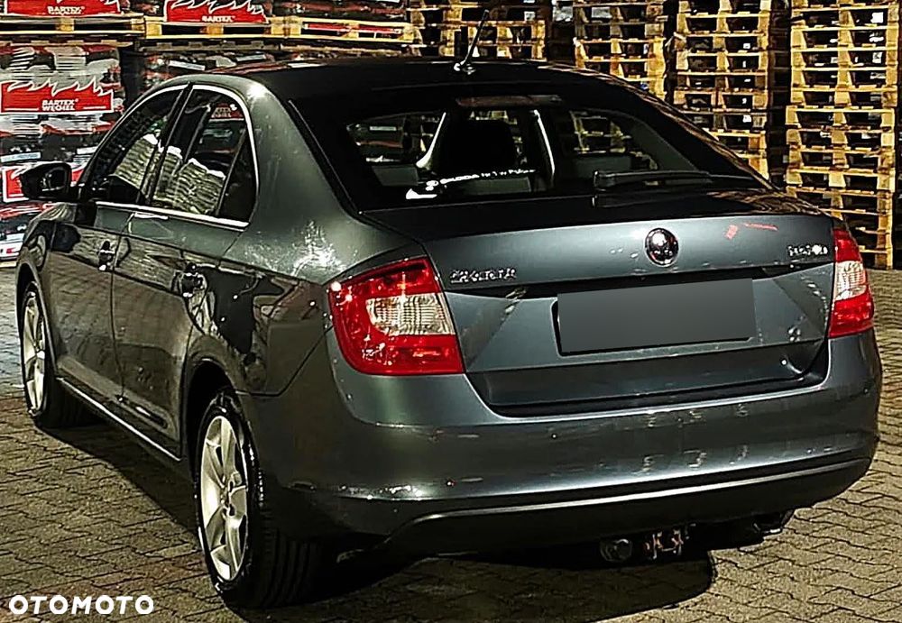 Skoda RAPID 1.2 TSI Style - 20