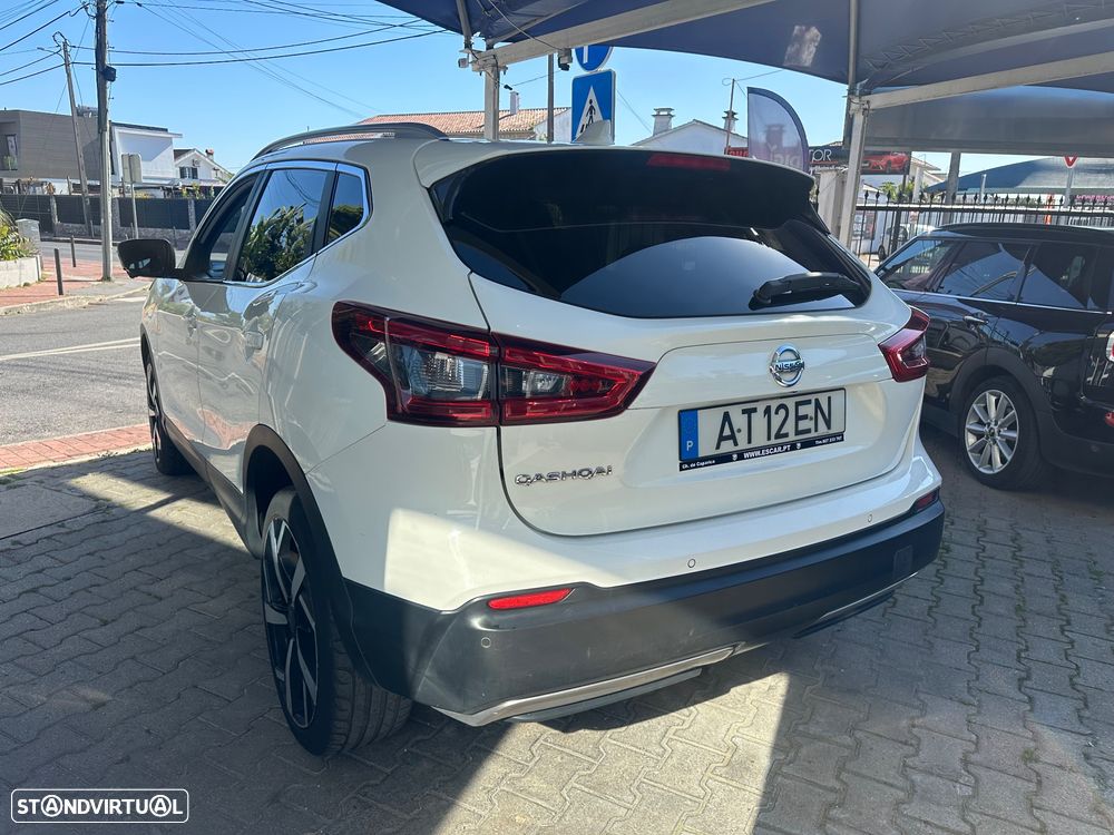 Nissan Qashqai 1.6 dCi Xtronic TEKNA+ - 6