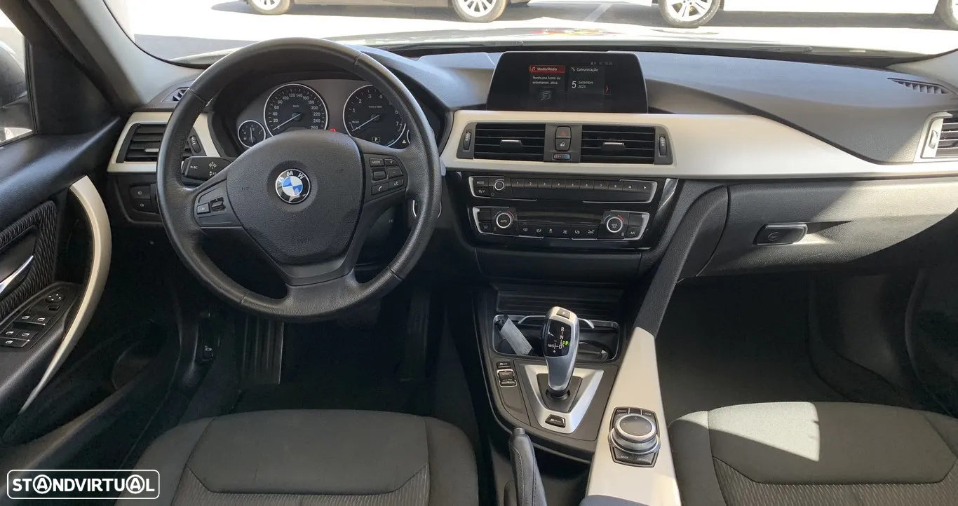 BMW 330 e iPerformance Line Sport - 6
